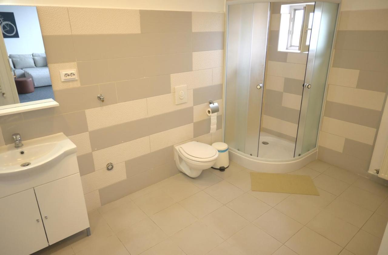 Luana Airport Apartments #7 Otopeni Exterior foto
